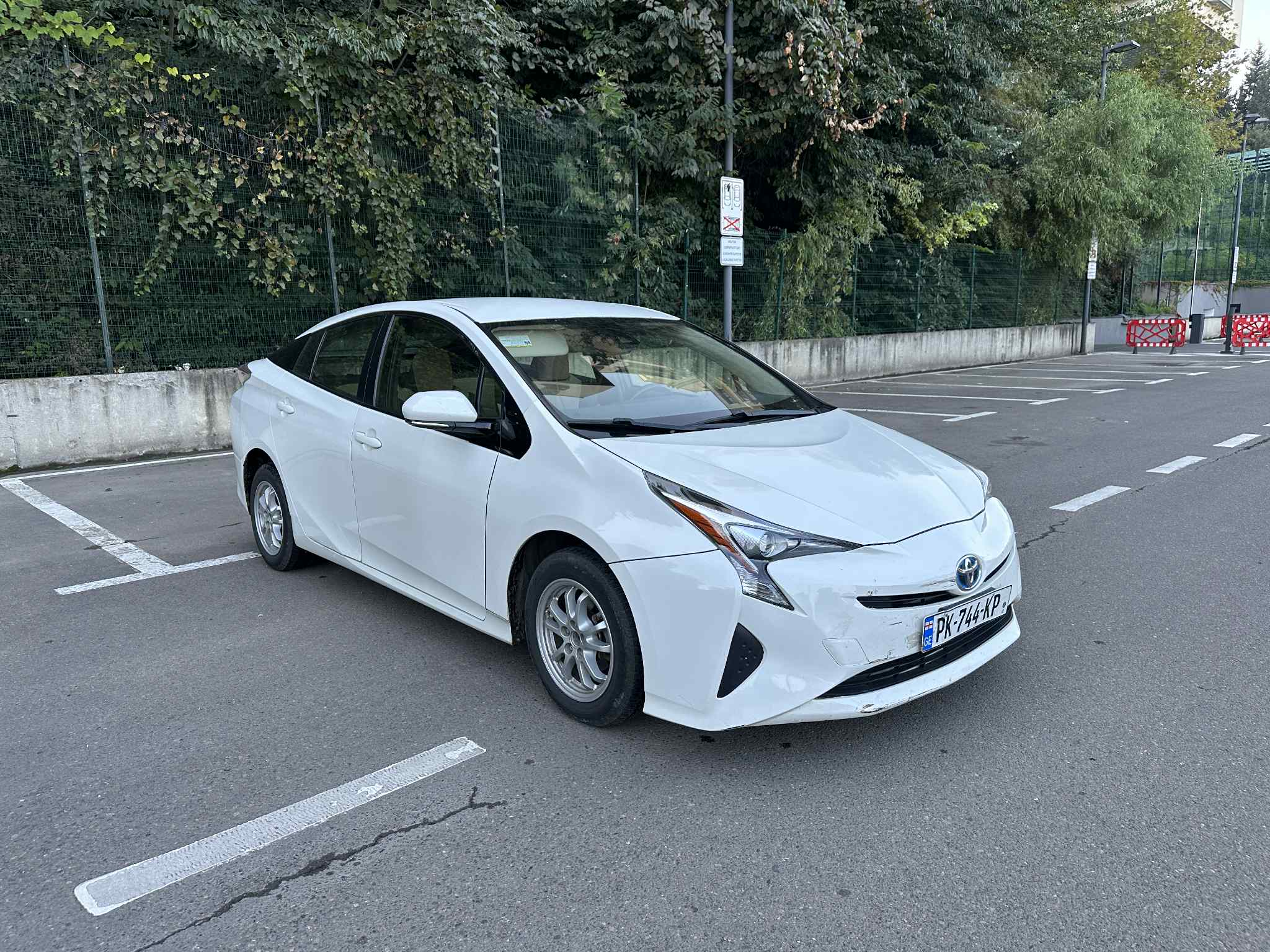 Toyota Prius PK-744-KP 2016